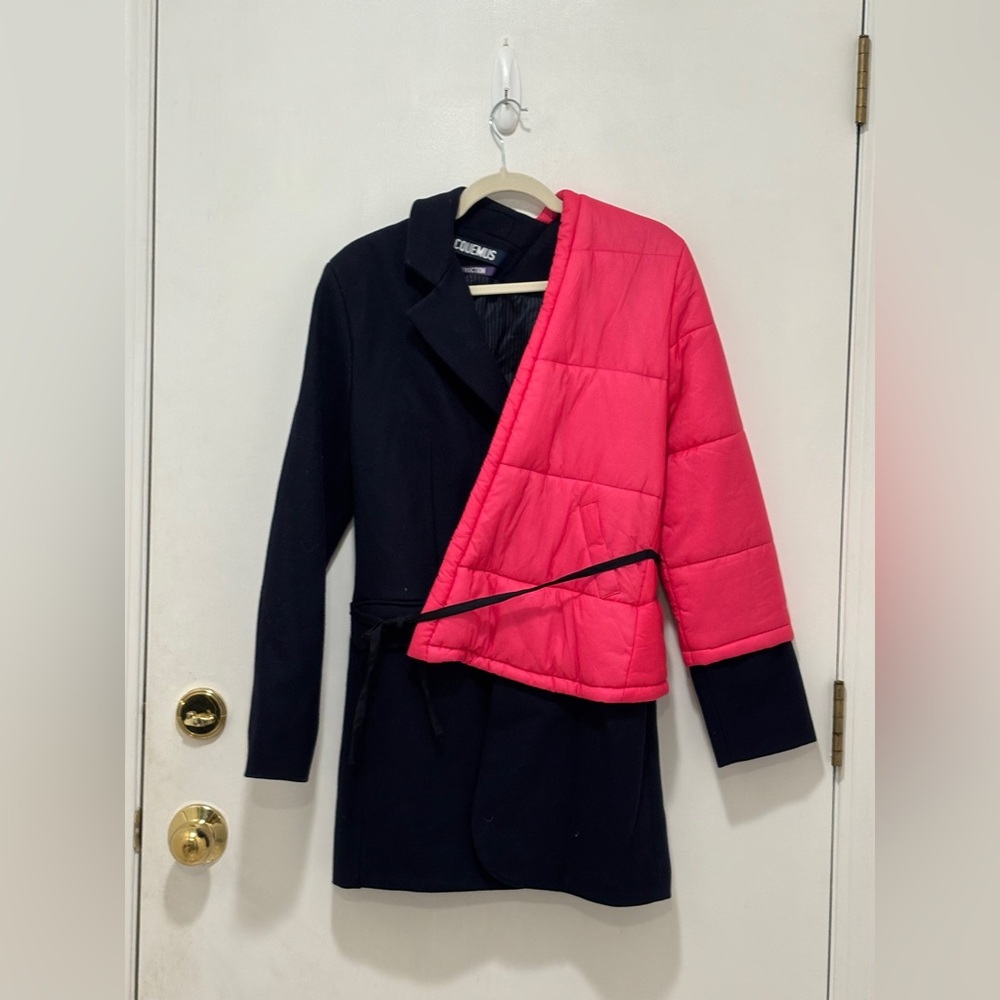 Jacquemus La Reconstruction Wool Jacket. Size 36